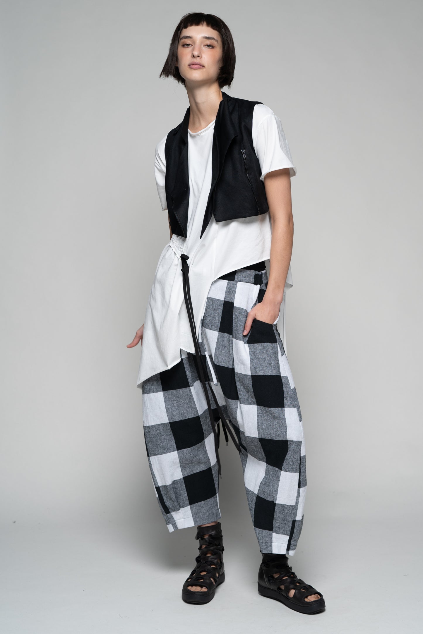 Okina Low Pants Blk