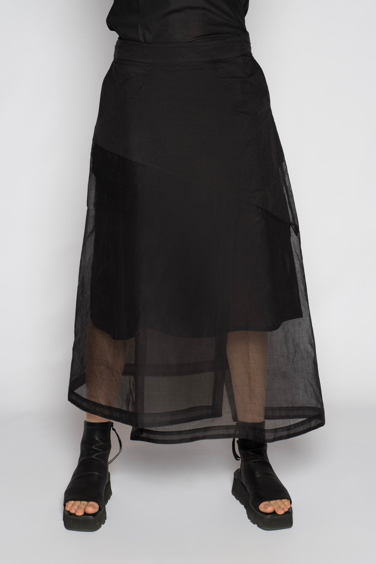 Horizon Skirt Blk