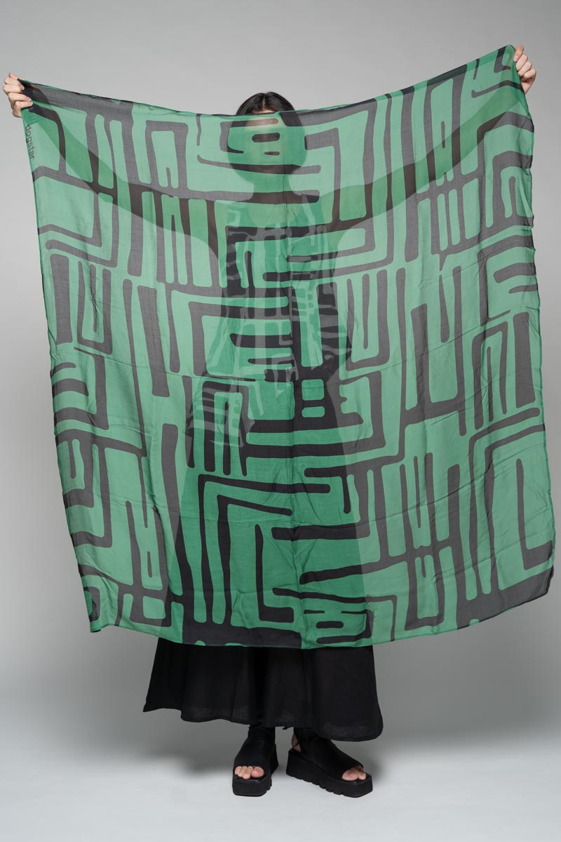 Crossroads Scarf Em