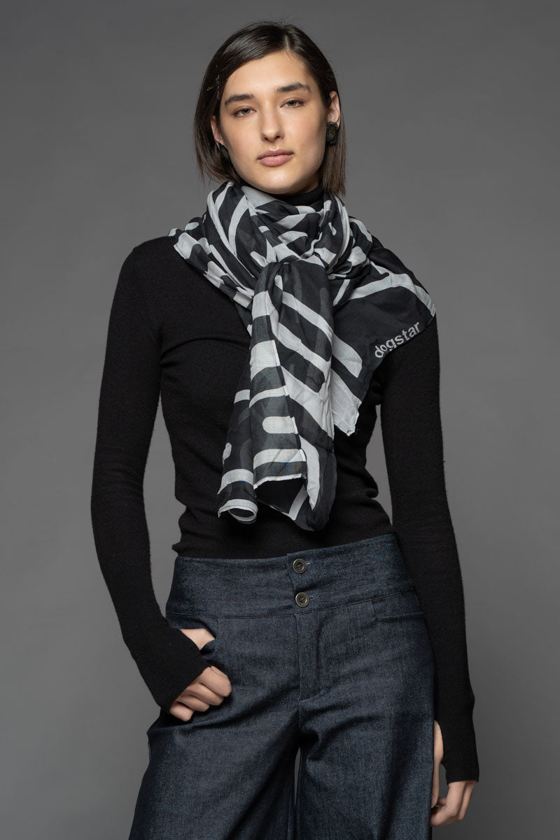 Crossroads Scarf BW