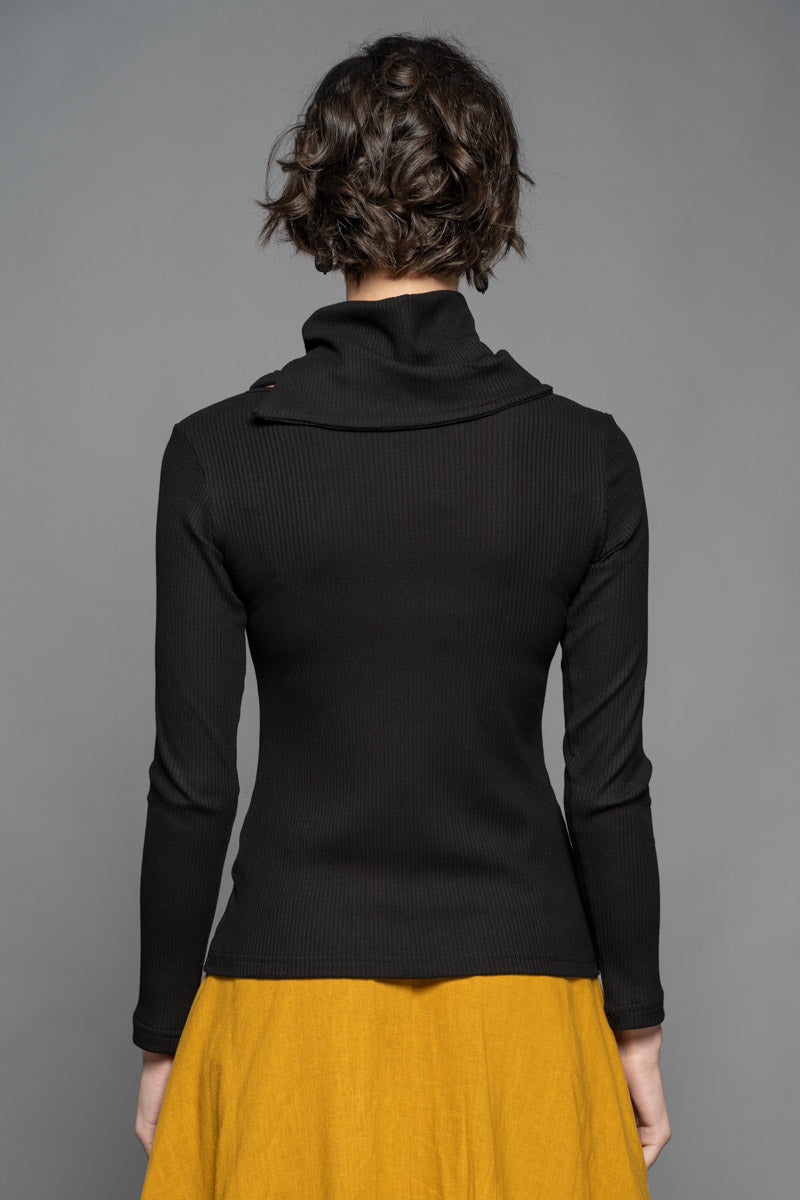 Hotaru Neck Top Blk