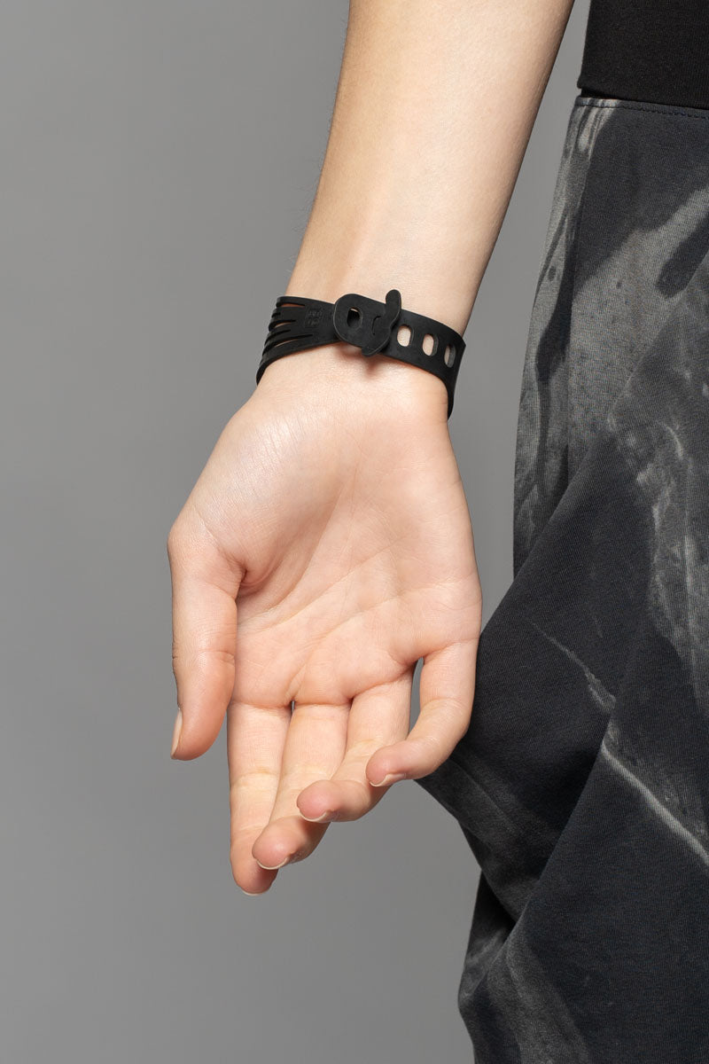 Lilly Cuff Blk