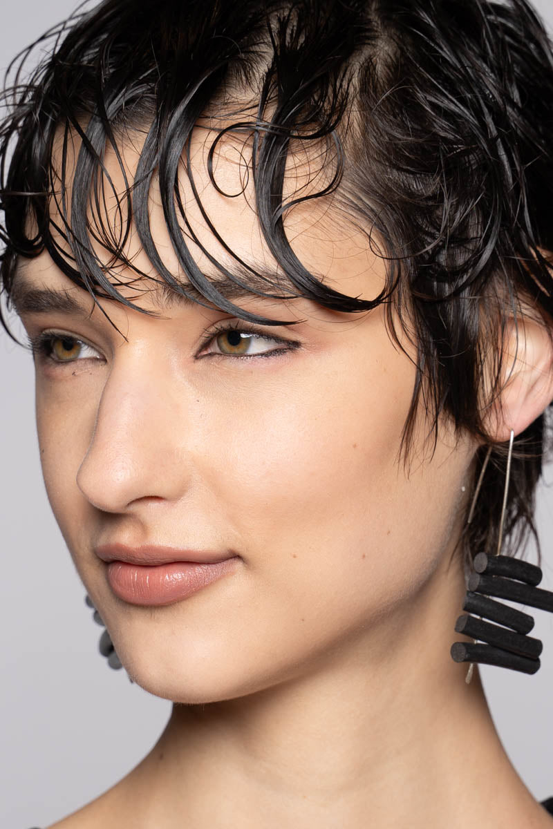 Ikada Earrings Blk