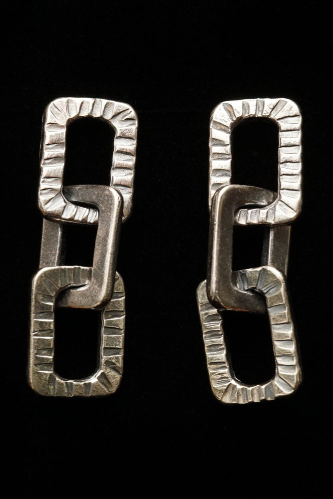 Link Earrings 2