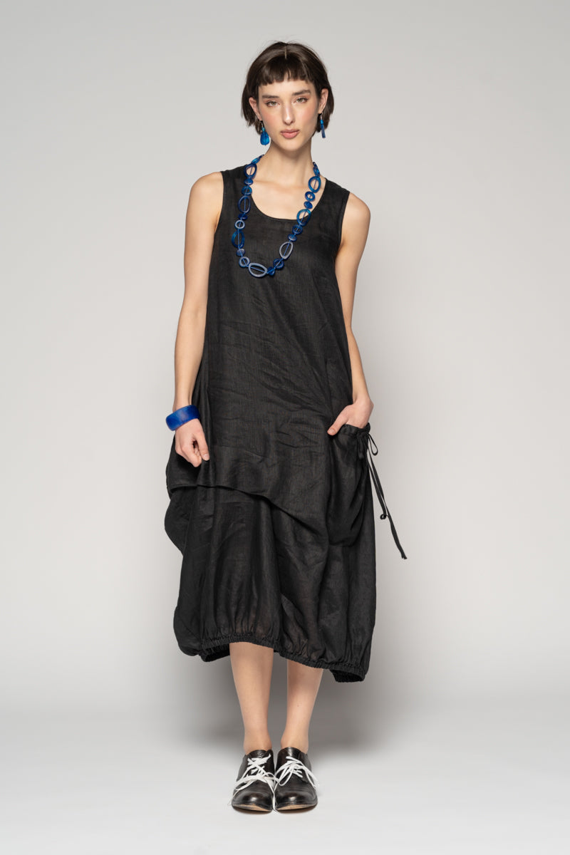 Sabi Tuck Dress Blk