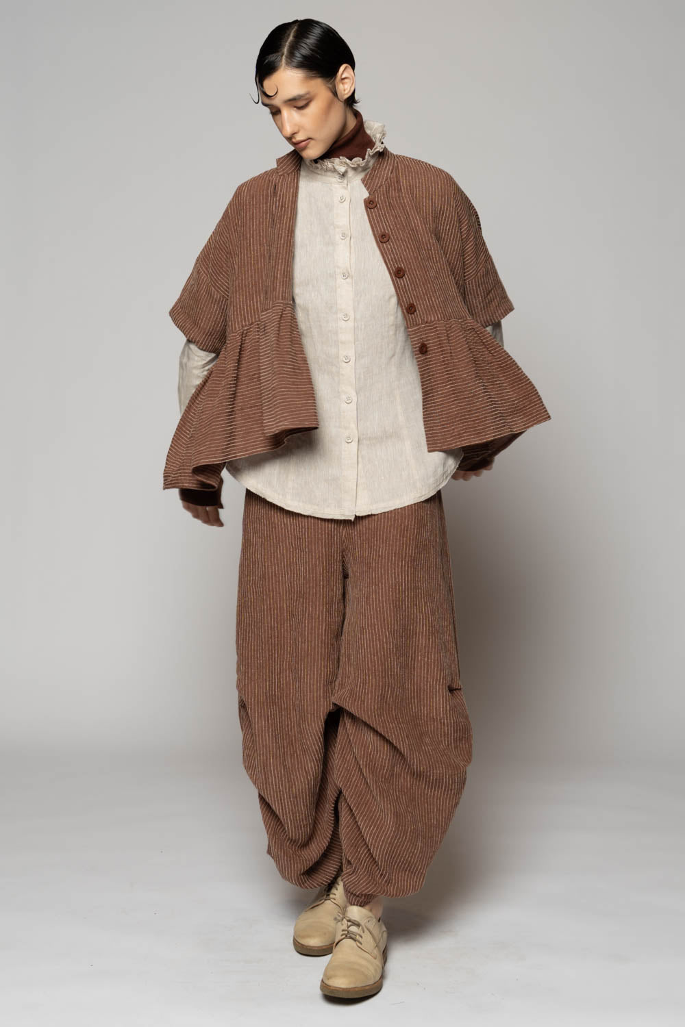 Ember Tuck Pants Walnut