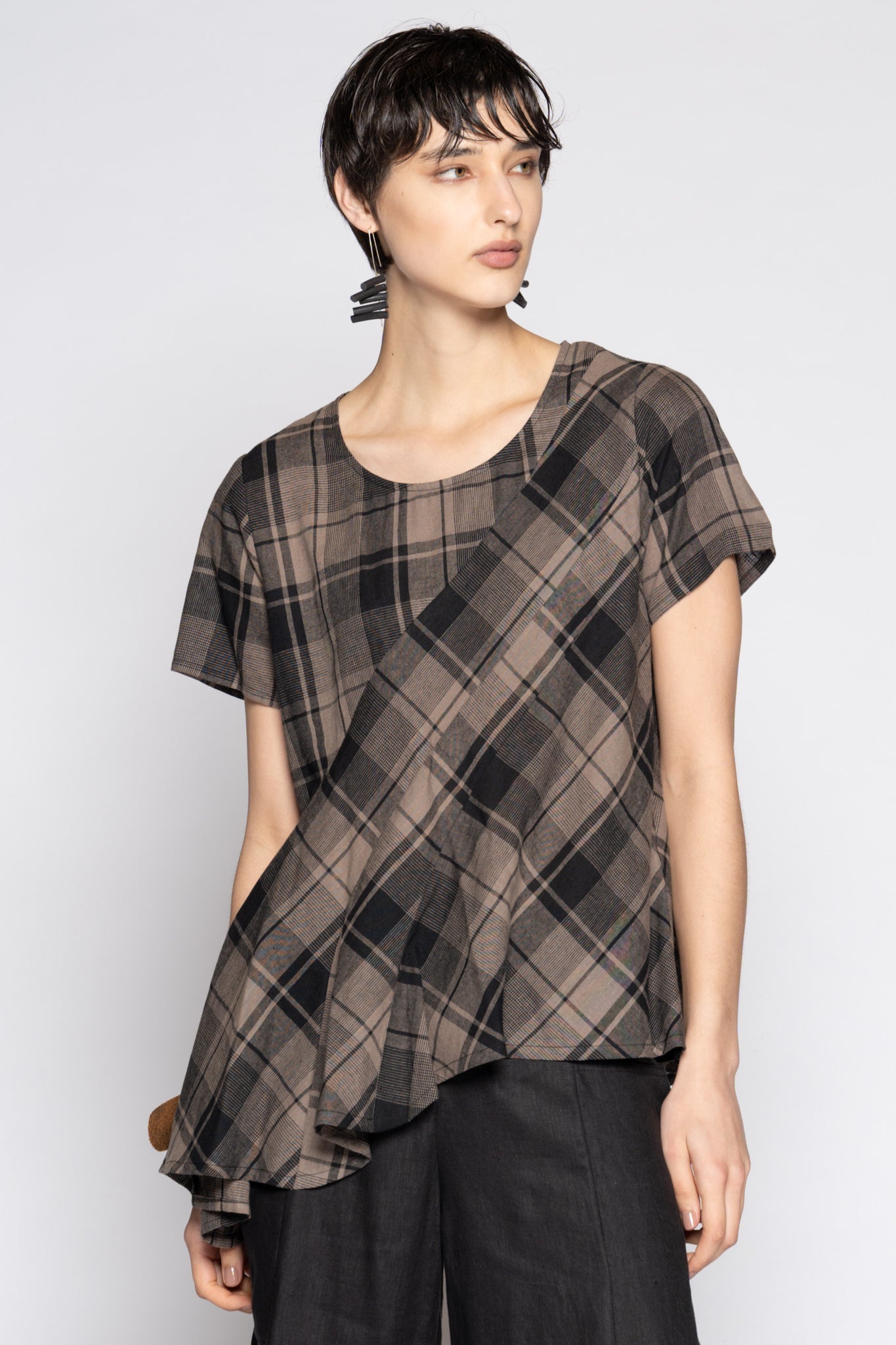 Arya Top Truffle
