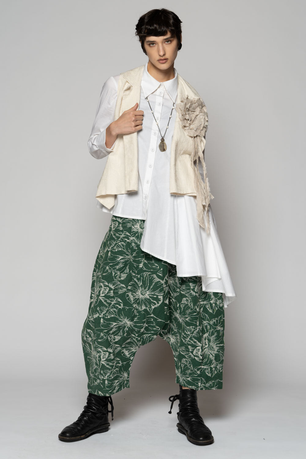 Sazanka Vest Ntr