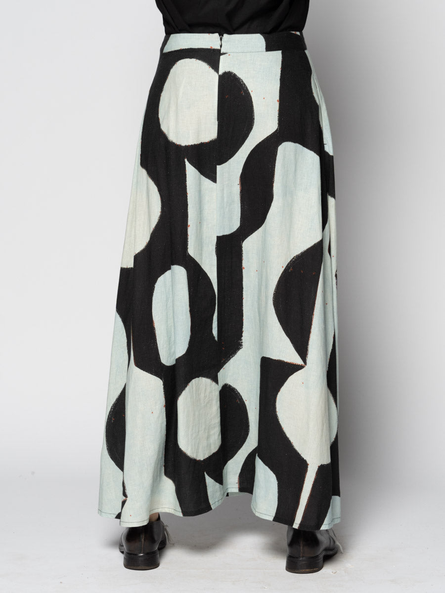 Kakure Maxi Skirt Blk