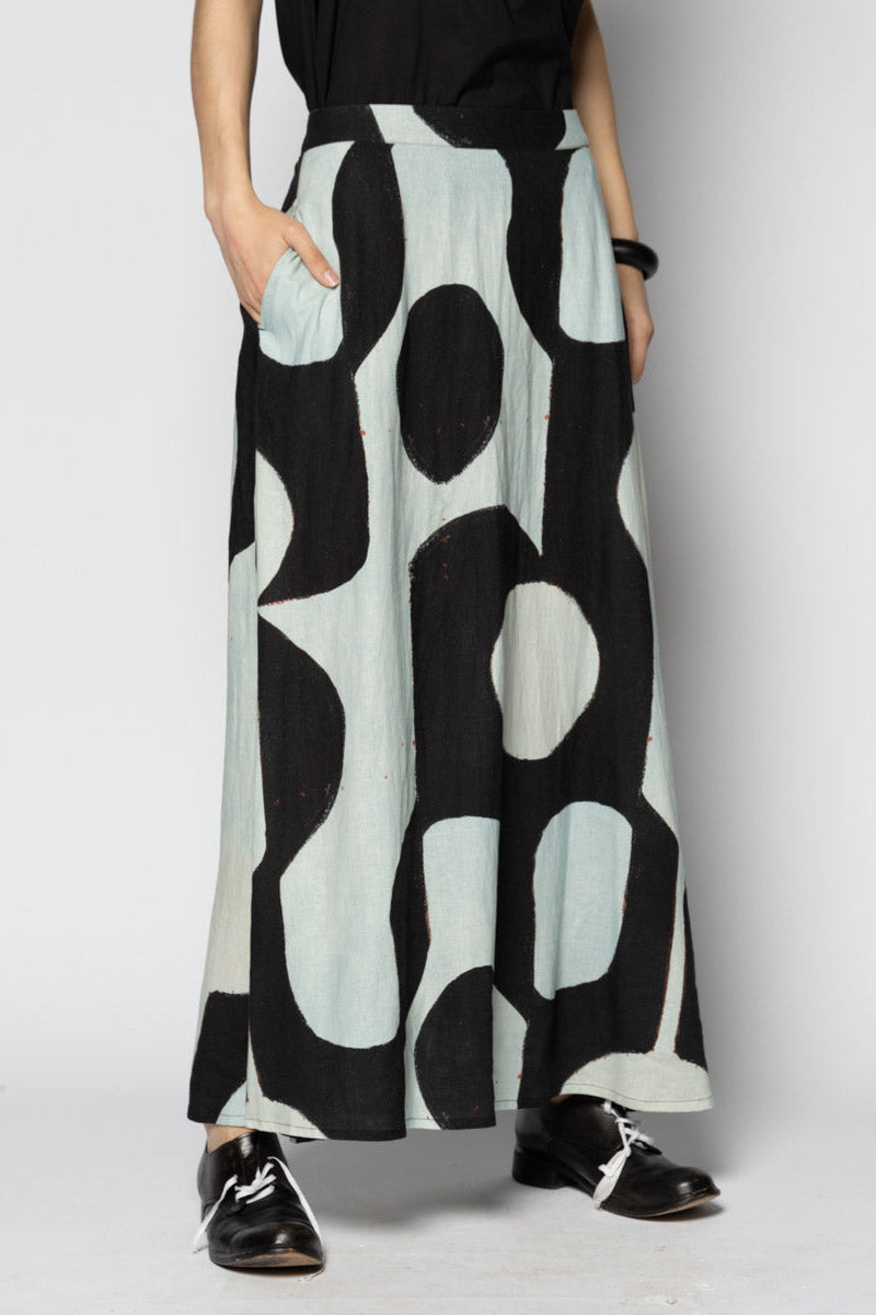 Kakure Maxi Skirt Blk
