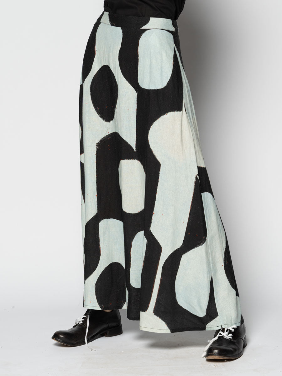 Kakure Maxi Skirt Blk