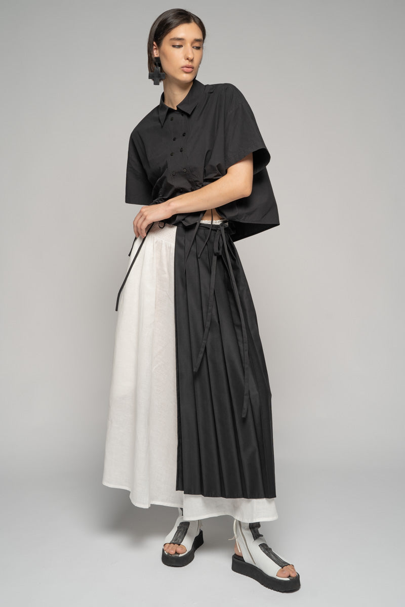 Jet Pleated Apron