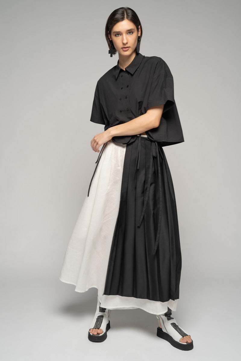 Jet Pleated Apron