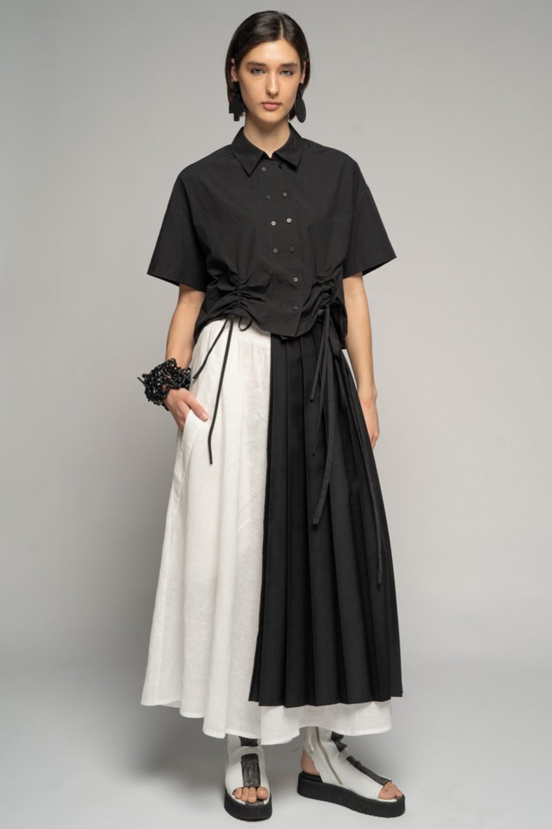 Jet Pleated Apron