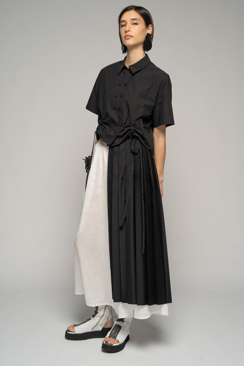 Jet Pleated Apron