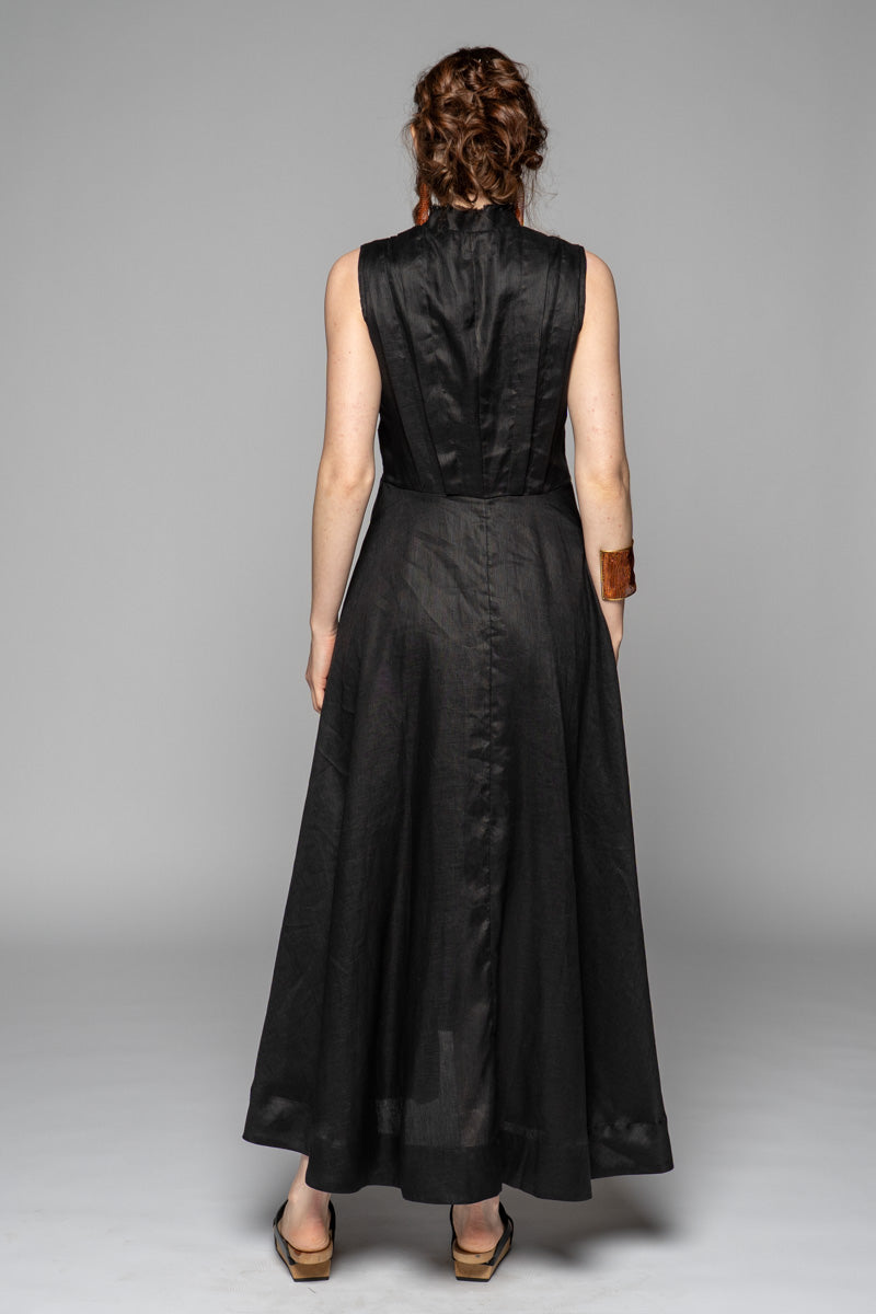 Asuka Tuck Dress Blk
