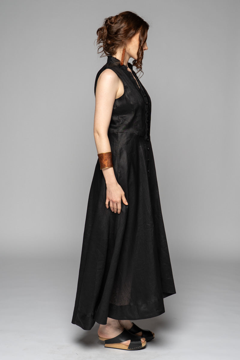Asuka Tuck Dress Blk