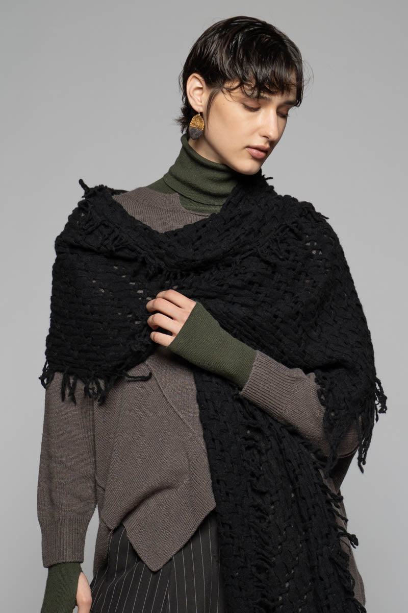 Uru Scarf Blk