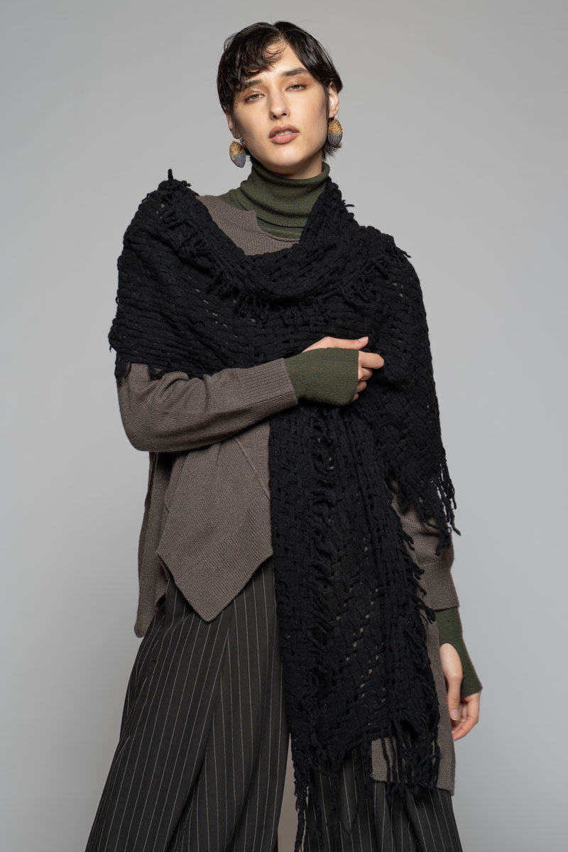 Uru Scarf Blk