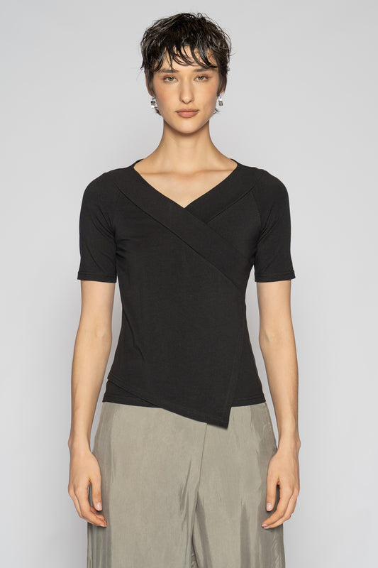 Aina V Top Blk
