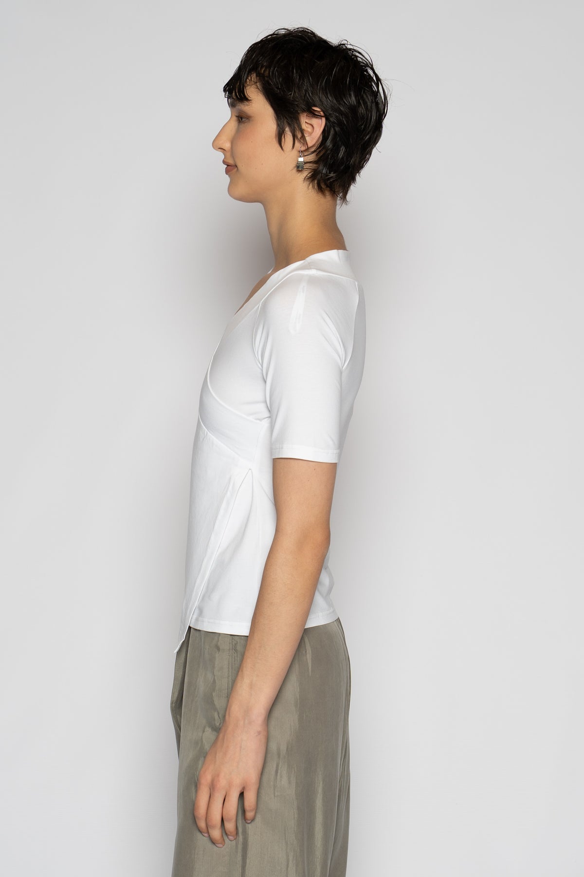 Aina V Top White