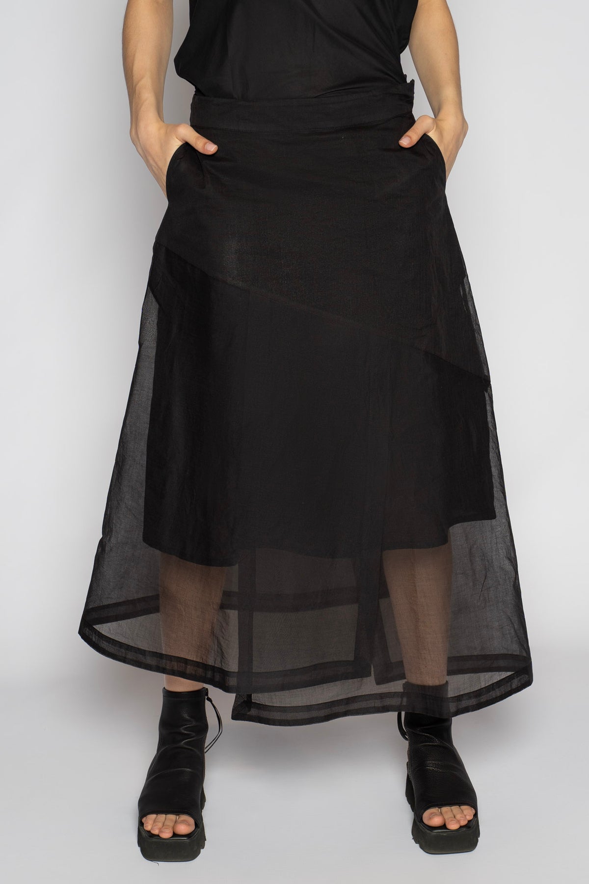 Horizon Skirt Blk