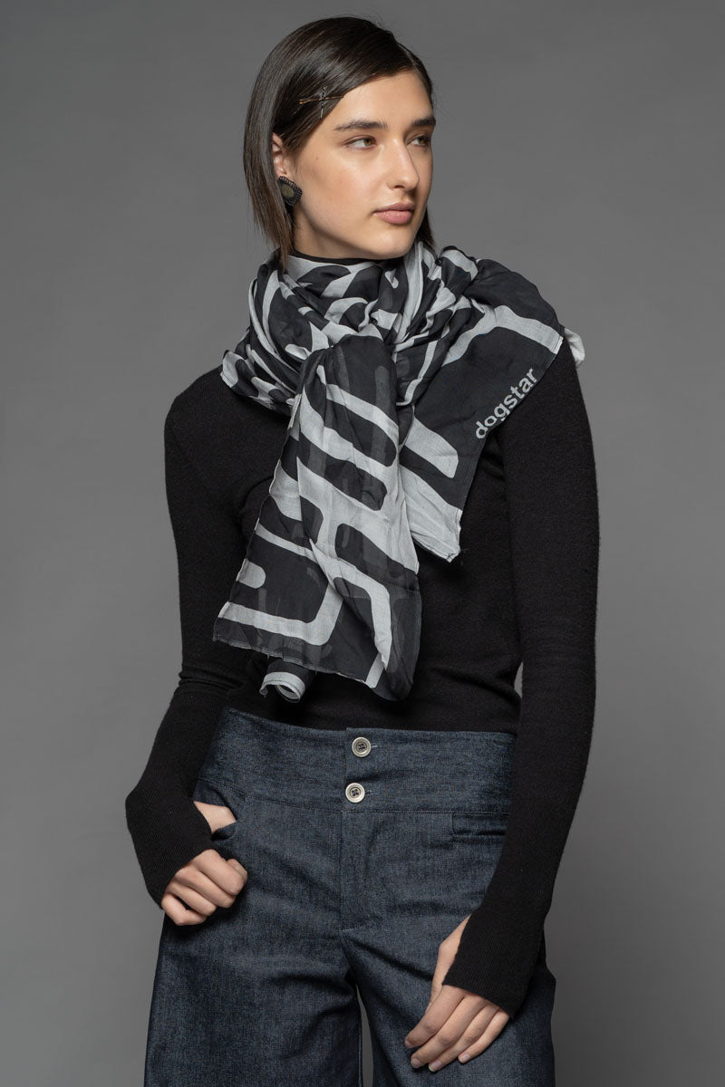 Crossroads Scarf BW