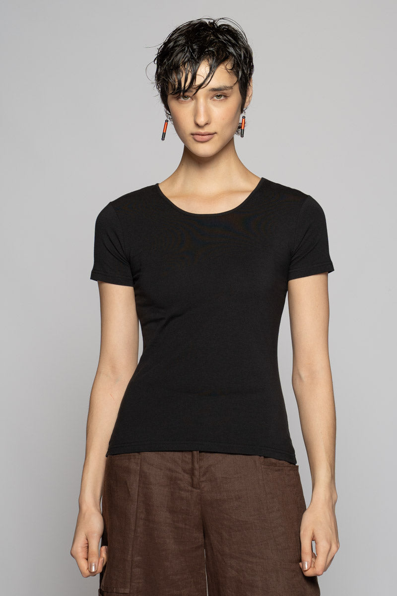 Aina T-Shirt Blk
