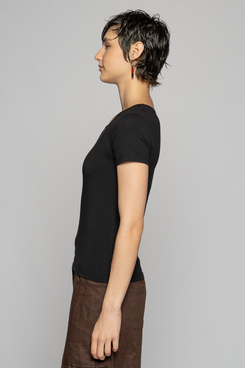 Aina T-Shirt Blk