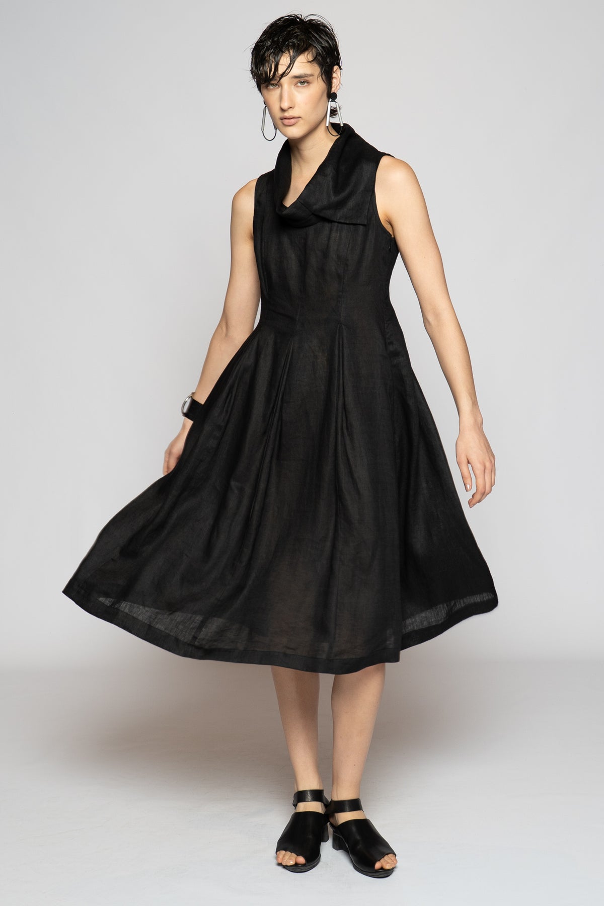Halo Dress Black