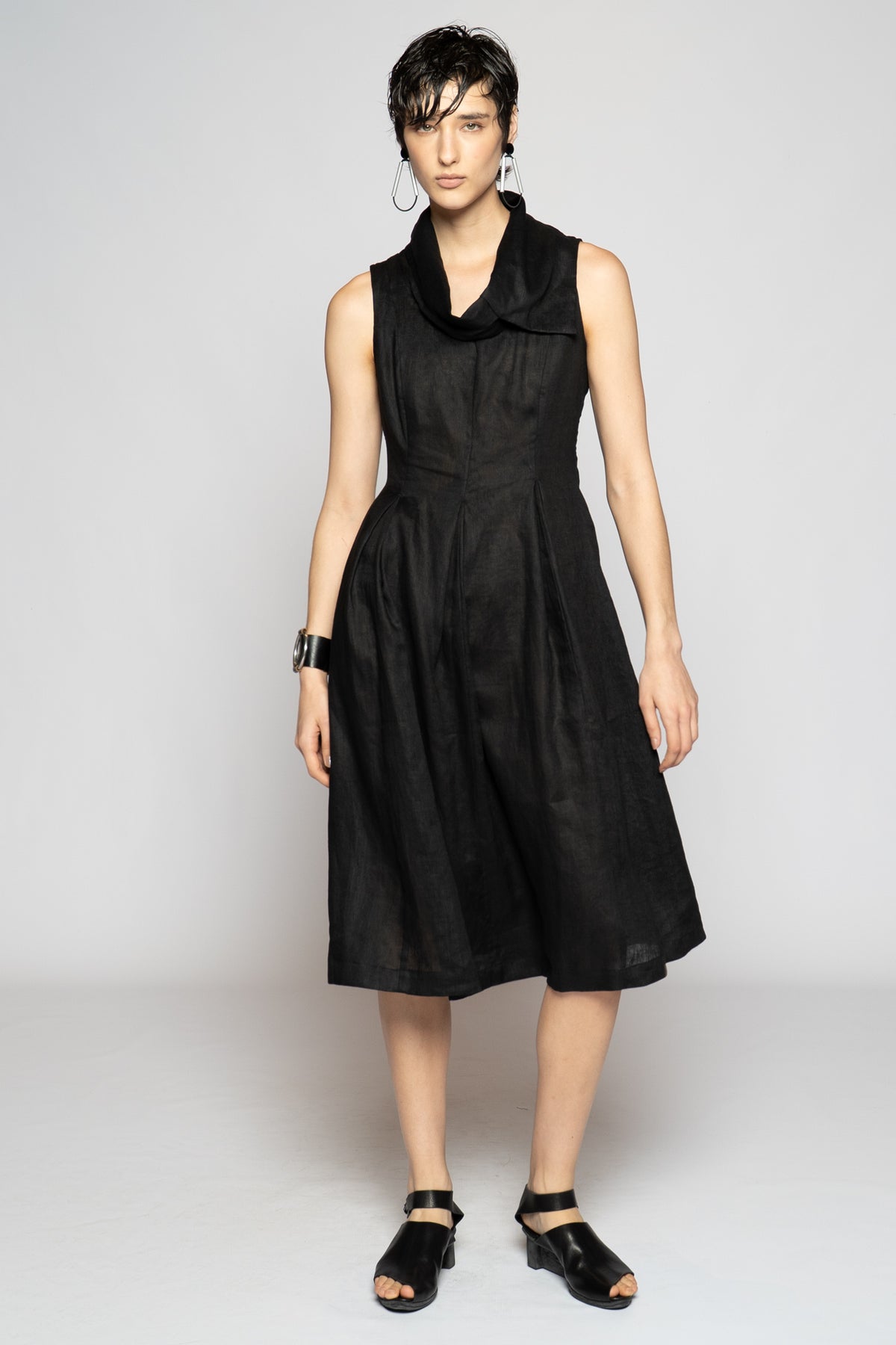 Halo Dress Black