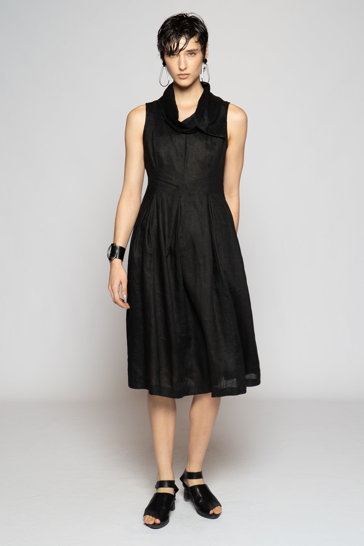 Halo Dress Black