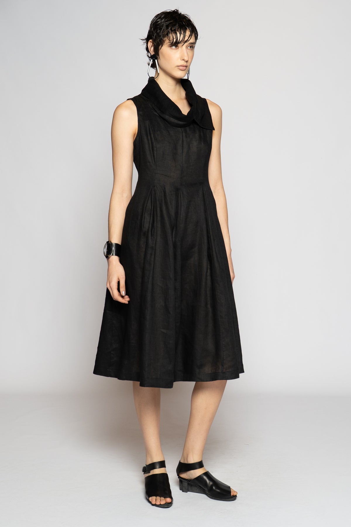 Halo Dress Black