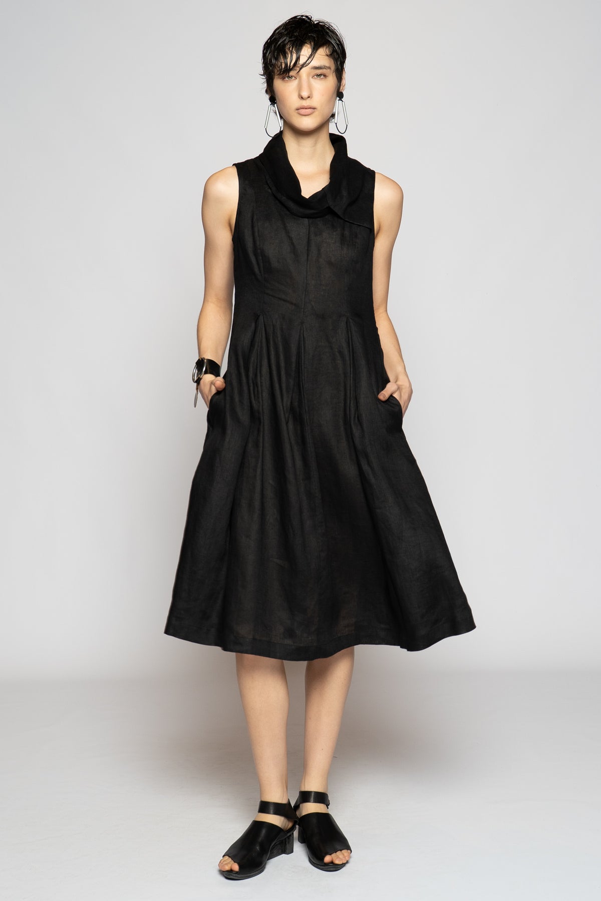 Halo Dress Black