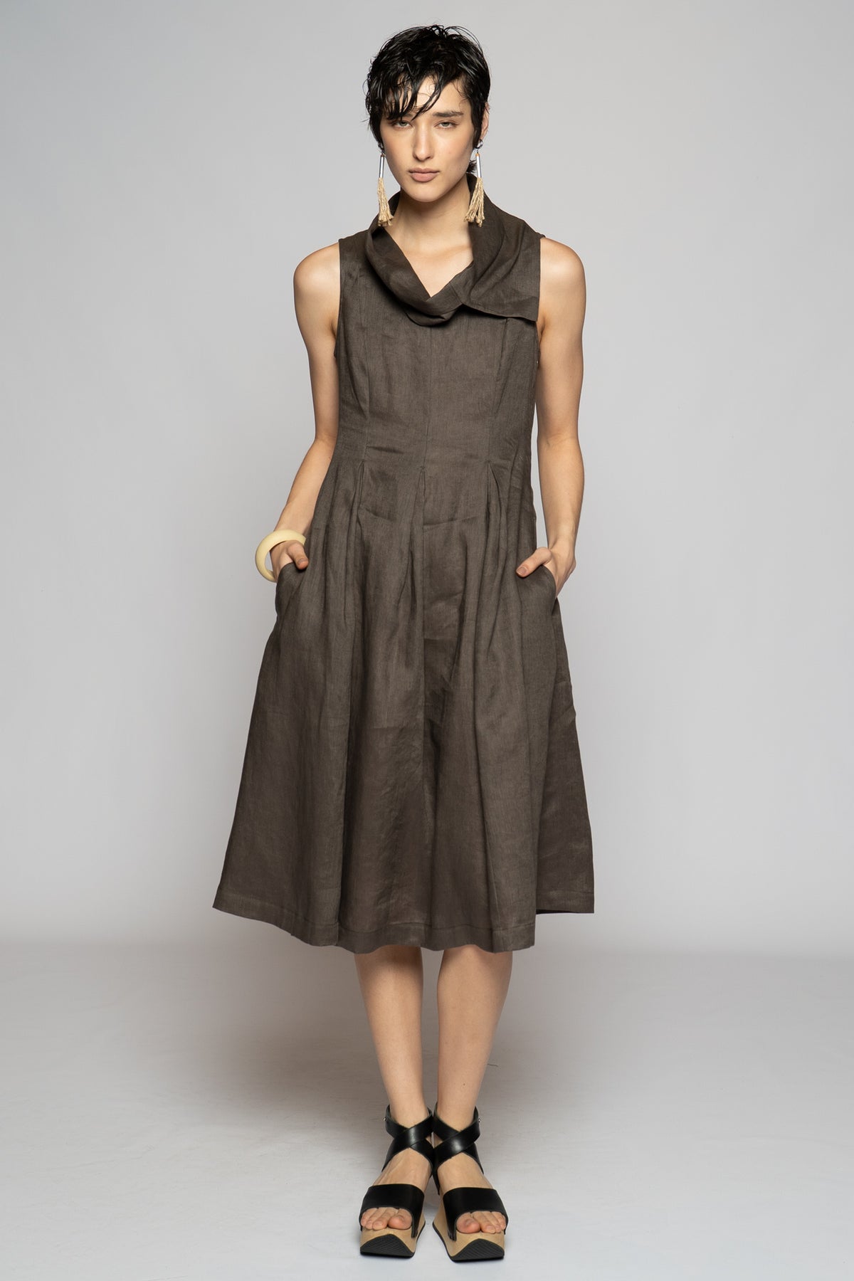 Halo Dress Truffle