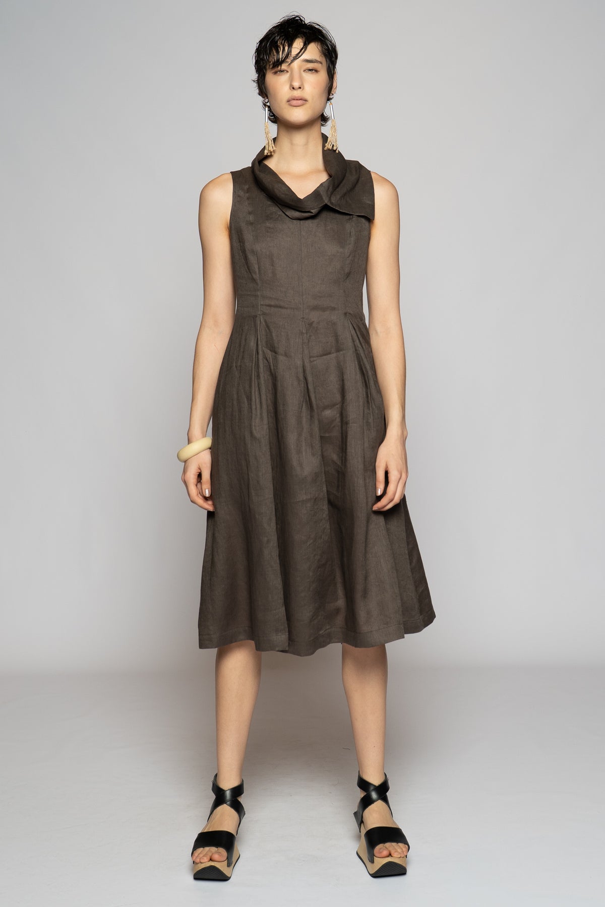 Halo Dress Truffle