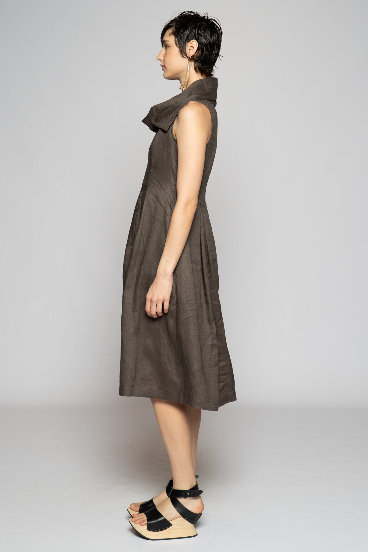 Halo Dress Truffle