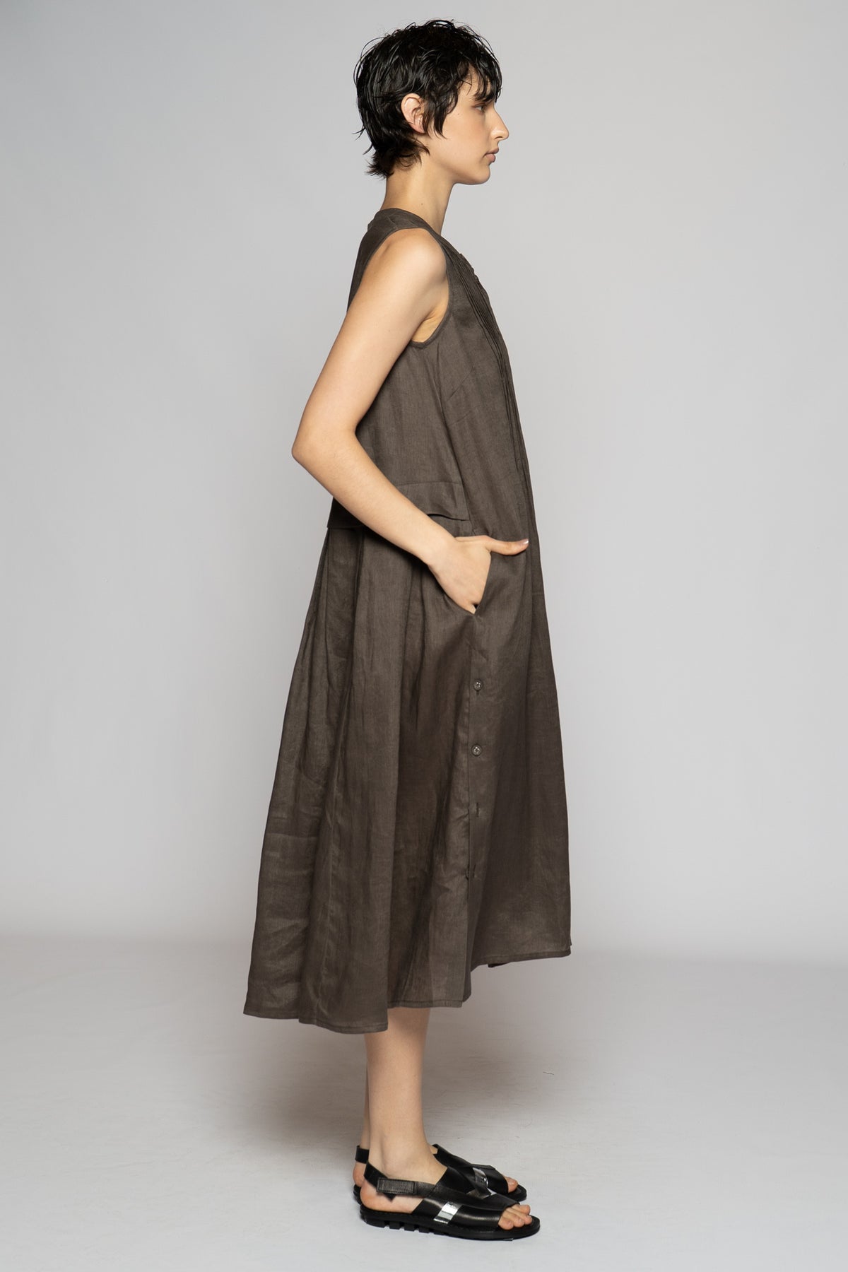 Halo Pin Dress Truffle