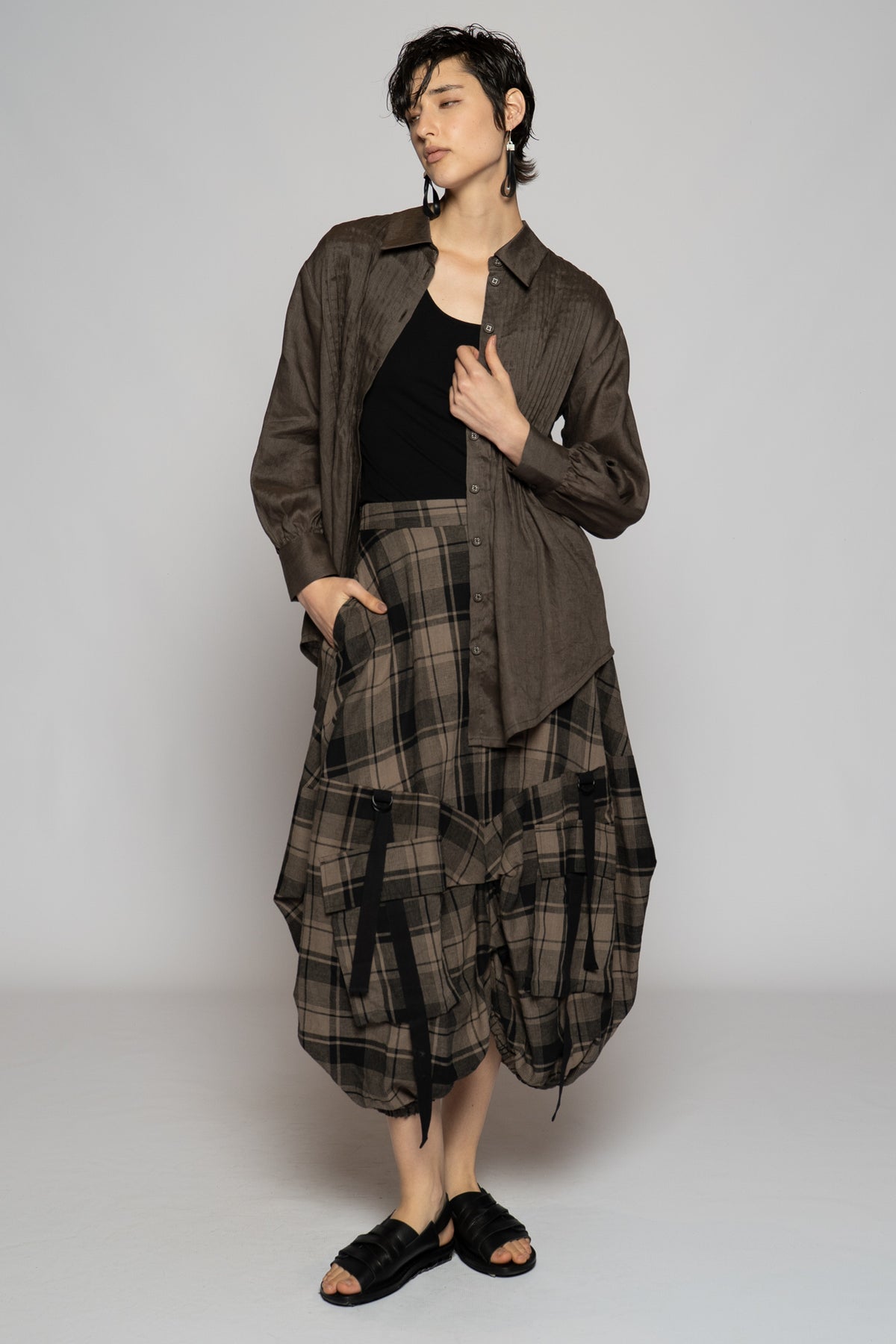 Halo Pin Shirt Truffle