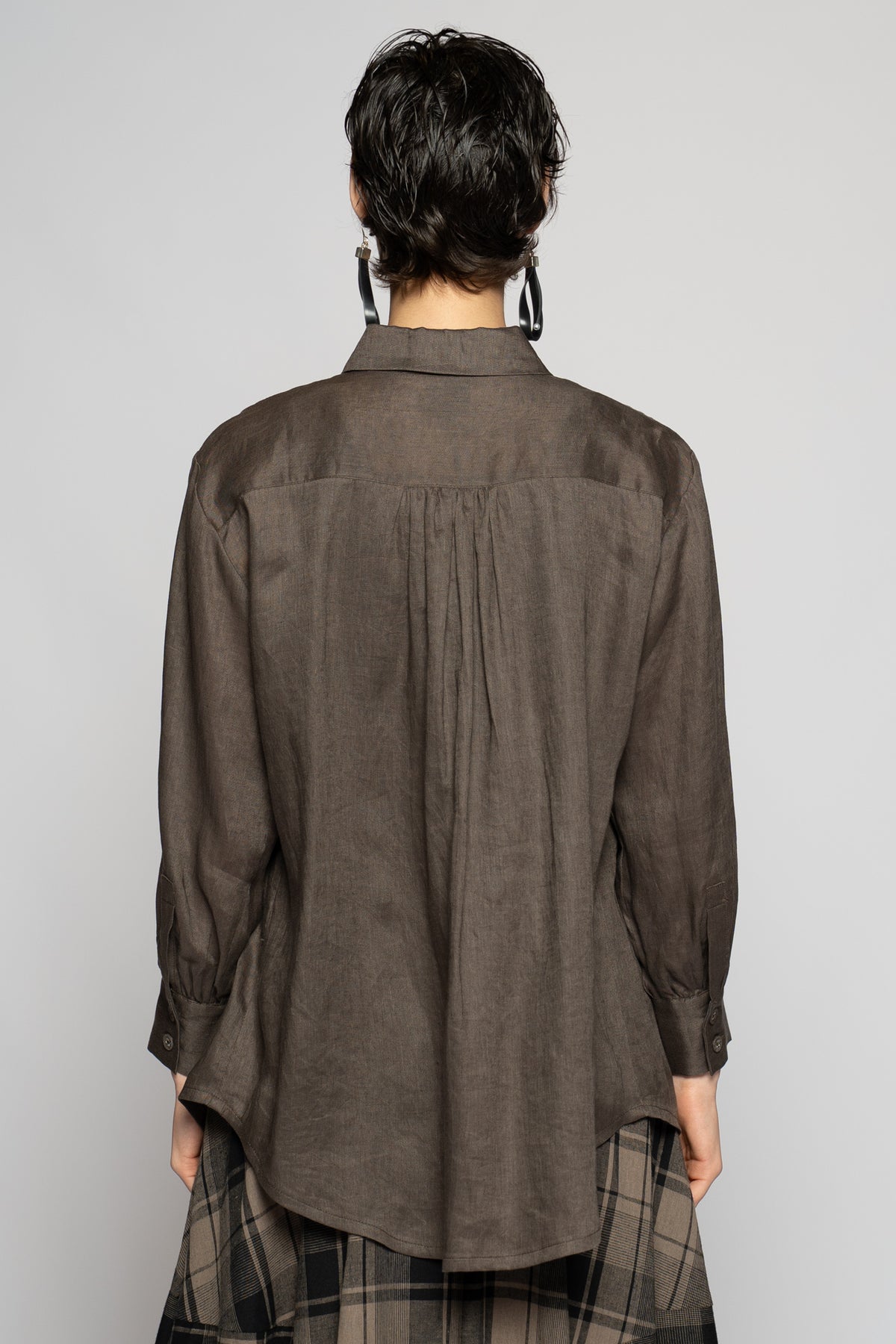 Halo Pin Shirt Truffle