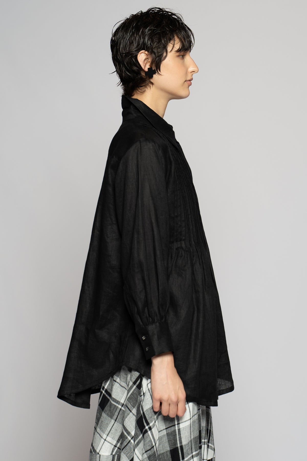 Halo Pin Shirt Black