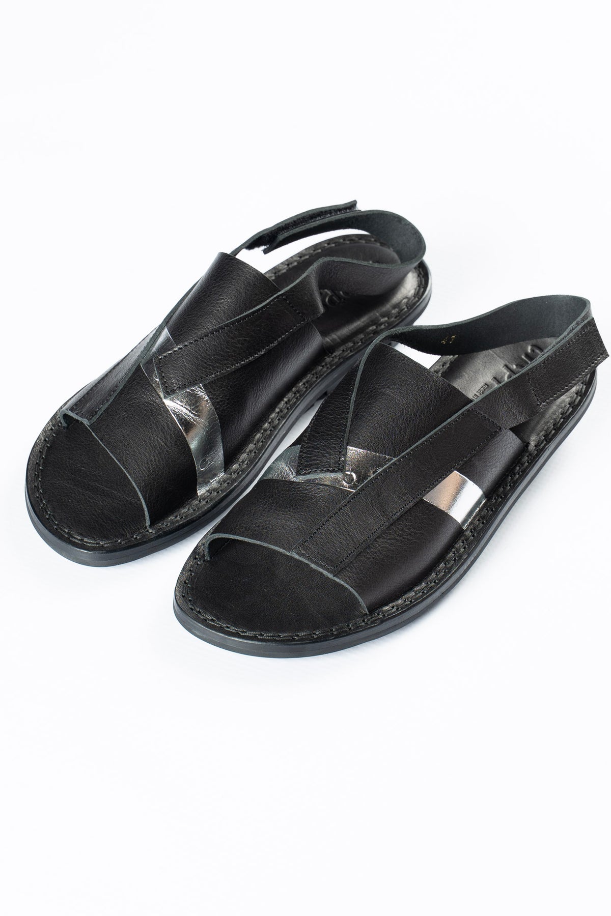 Clad F Sandals Blk
