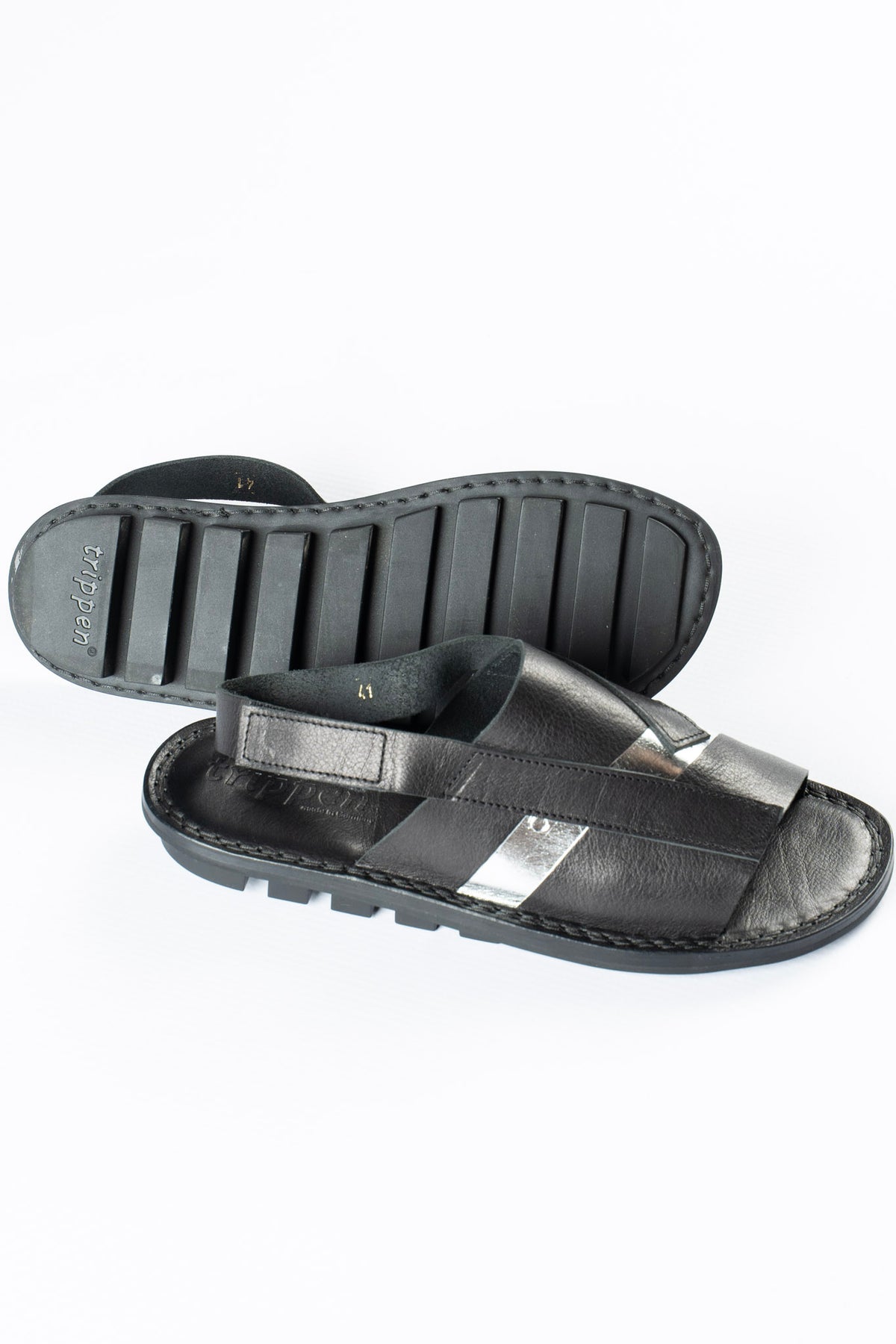 Clad F Sandals Blk