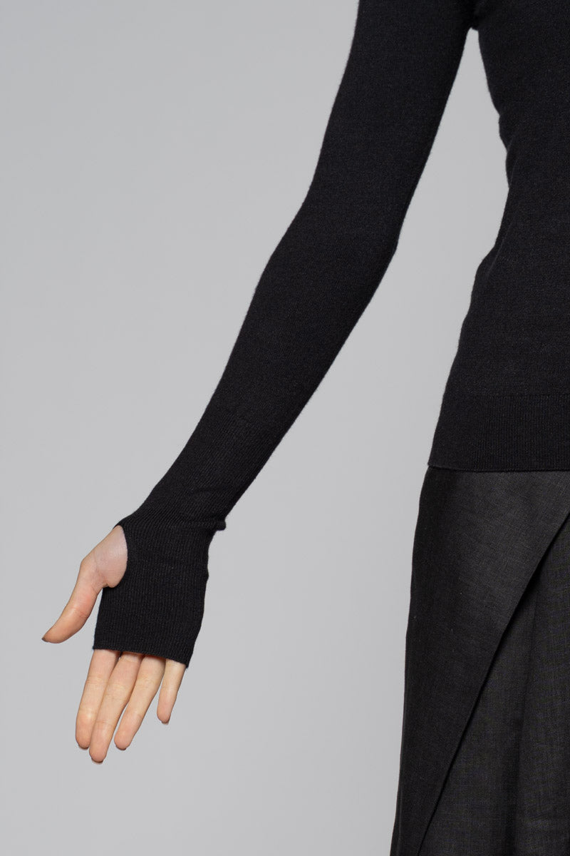 Sayuri Round Neck Blk