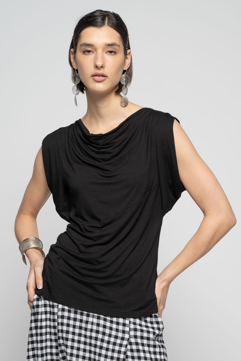 Kuro Drape Top Blk