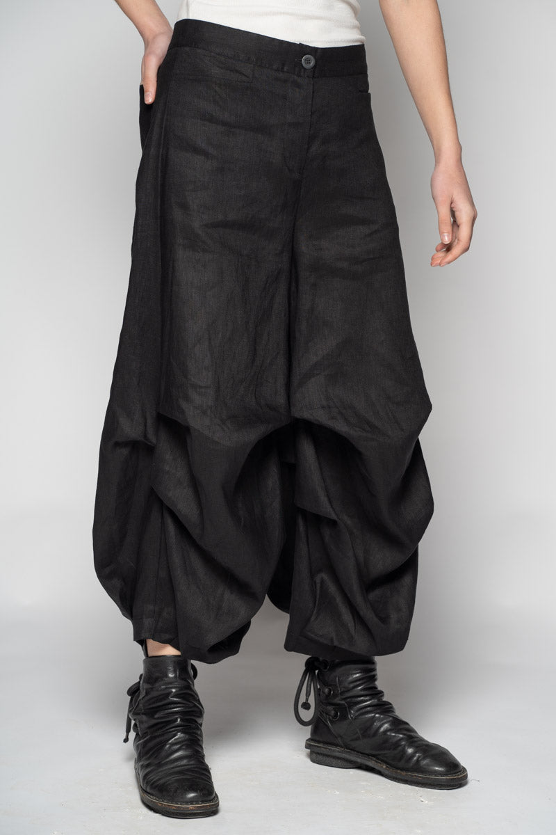 Ouna Tuck Pants Blk