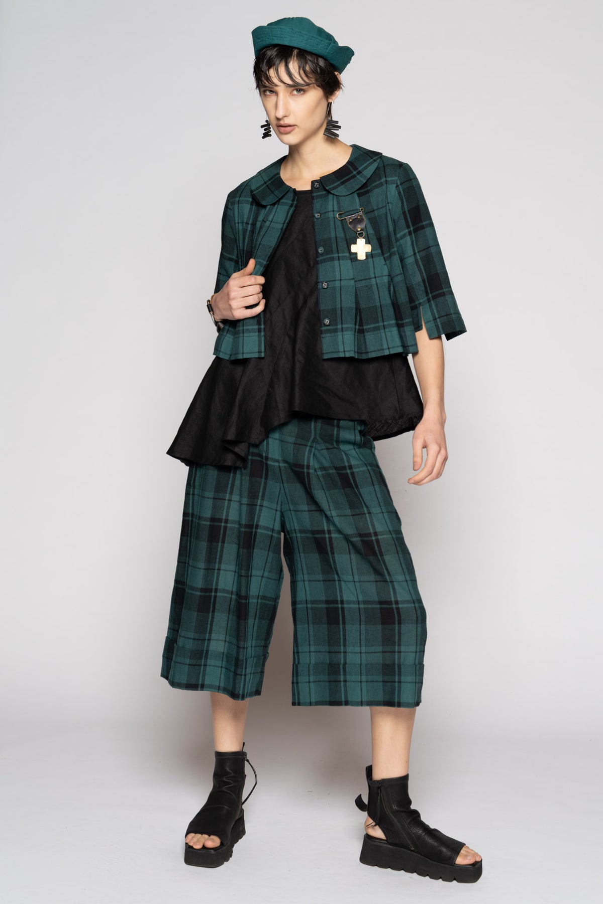 Arya Shorts Jade