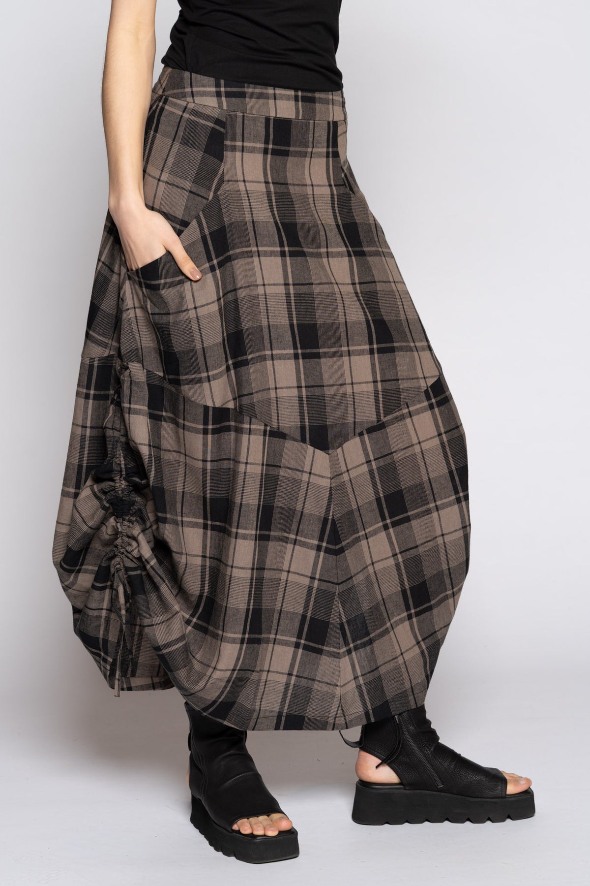 Arya Skirt Truffle