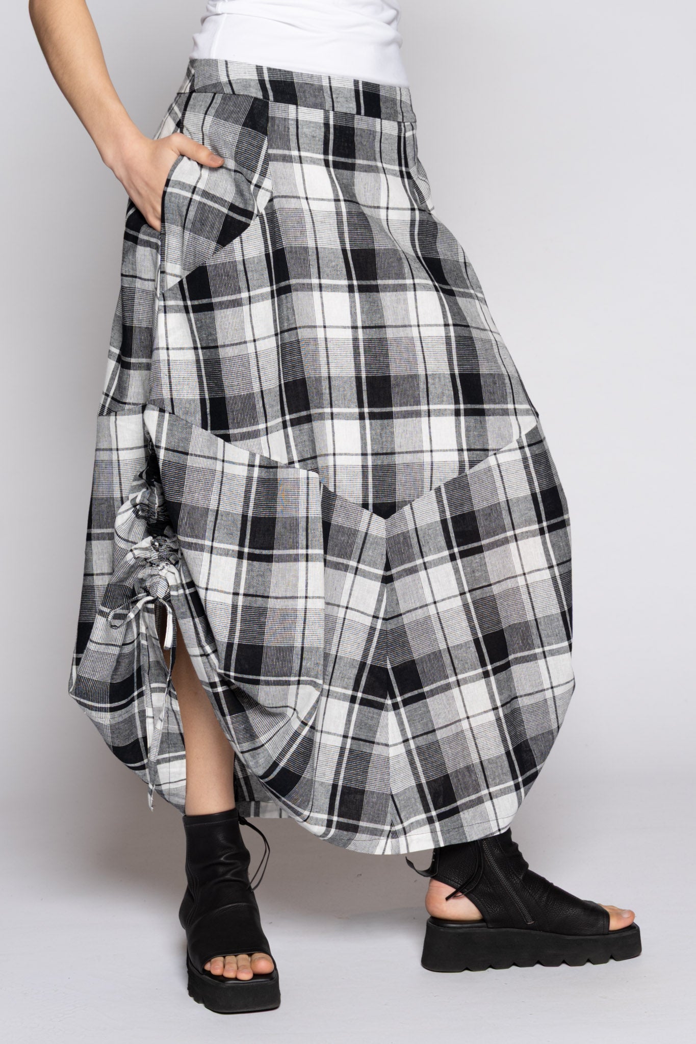 Arya Skirt Blk