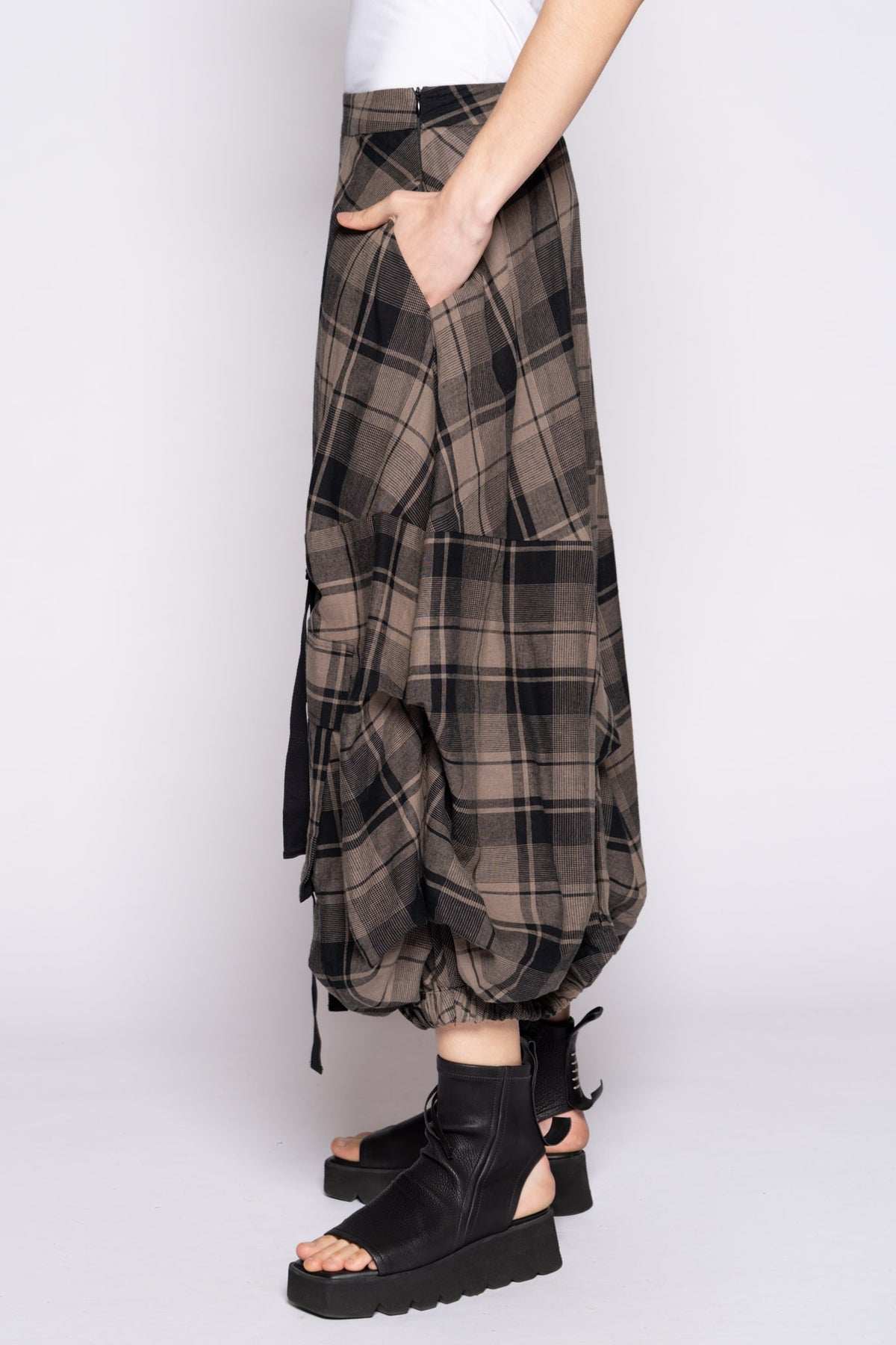 Arya Tuck Skirt Truffle